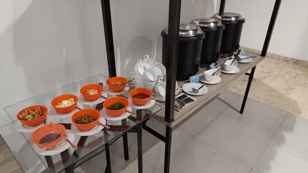 Khas Makassar Hotel Экстерьер фото